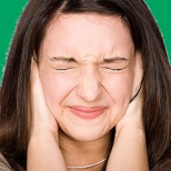 Girl experiencing tinnitus in Perth